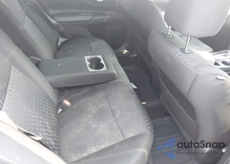 2017 Nissan Altima 2.5 Sv z USA, uszkodzony, nr VIN 1N4AL3AP2HC291447